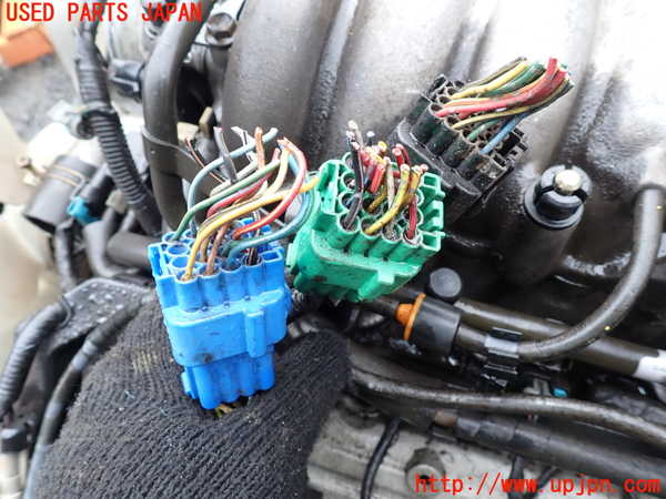 1UPJ-33232010]ビッグホーン(UBS26GW)エンジン 6VE1 4WD 中古_m0003.jpg