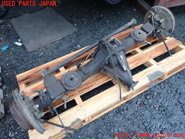 1UPJ-33234400]ビッグホーン(UBS26GW)リアデフホーシング 中古_m0002.jpg