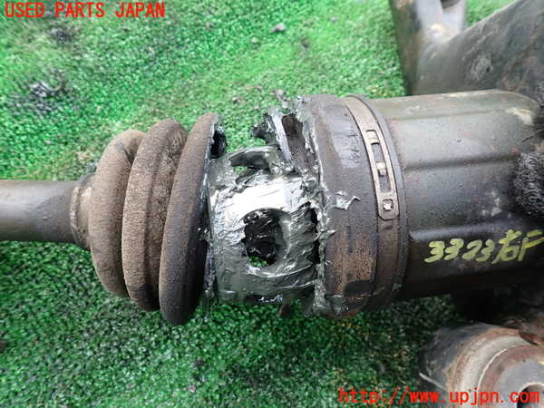 1UPJ-33234010]ビッグホーン(UBS26GW)右フロントドライブシャフト 【ジャンク】_m0002.jpg