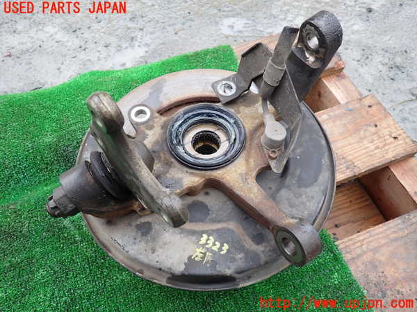 1UPJ-33234295]ビッグホーン(UBS26GW)左フロントナックルハブ 中古_m0002.jpg