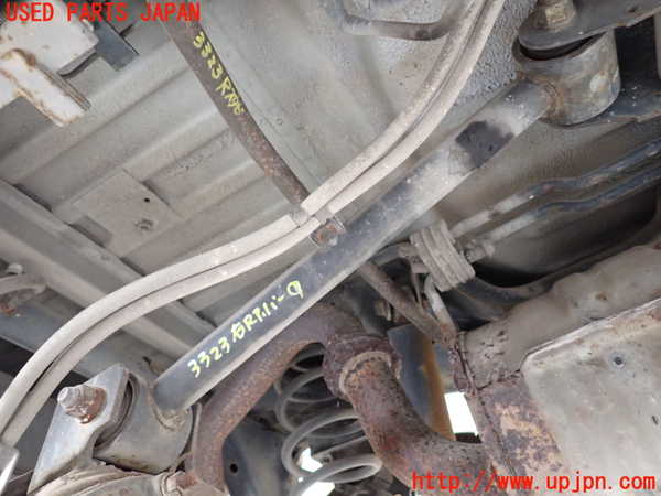 1UPJ-33235146]ビッグホーン(UBS26GW)右リアアッパーアーム1 中古_m0001.jpg