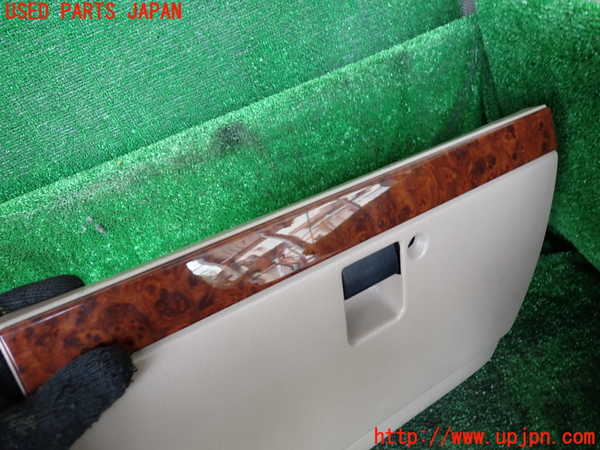 1UPJ-33237516]ビッグホーン(UBS26GW)グローブボックス1 中古_m0002.jpg