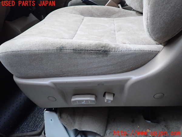 1UPJ-33237065]ビッグホーン(UBS26GW)助手席シート 中古_m0004.jpg