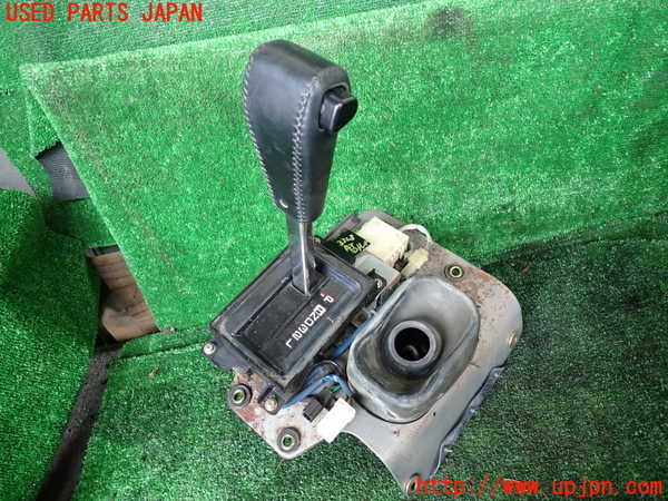 1UPJ-33237555]ビッグホーン(UBS26GW)ATシフトレバー 中古_m0001.jpg
