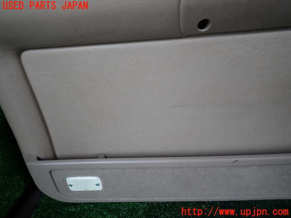 1UPJ-33231264]ビッグホーン(UBS26GW)左前ドア内張り 中古_m0003.jpg