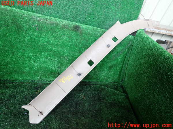 1UPJ-33237660]ビッグホーン(UBS26GW)左フロントピラートリム 中古_m0003.jpg