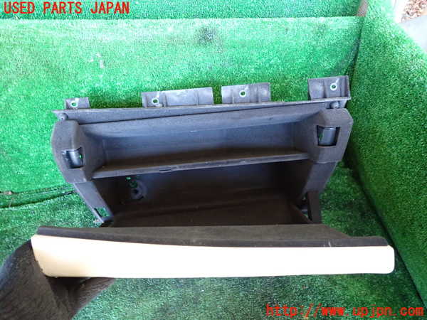 1UPJ-33247516]マセラティ・クアトロポルテ(MQP30A)グローブボックス1 中古_m0003.jpg