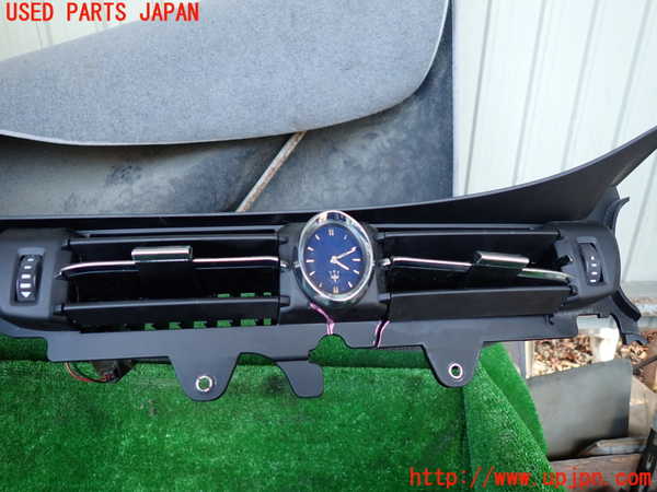 1UPJ-33247526]マセラティ・クアトロポルテ(MQP30A)エアコン吹き出し口1 (真中) ジャンク部品取り_m0002.jpg