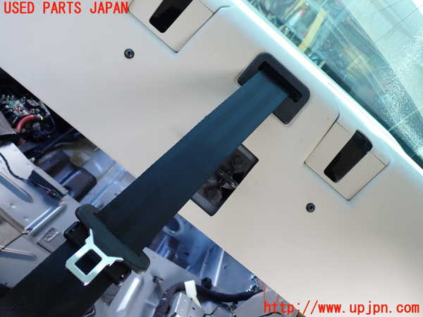 1UPJ-33247135]マセラティ・クアトロポルテ(MQP30A)真中2列目シートベルト 中古_m0001.jpg