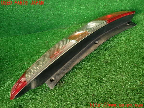 2UPJ-33251530]コルト ラリーアート バージョンR(Z27AG)右テールランプ 中古_m0002.jpg