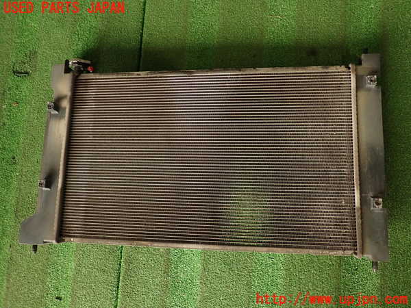 2UPJ-33252321]コルト ラリーアート バージョンR(Z27AG)ラジエーター1 中古_m0001.jpg