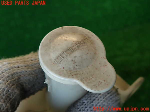 2UPJ-33252410]コルト ラリーアート バージョンR(Z27AG)ラジエータータンク 中古_m0003.jpg