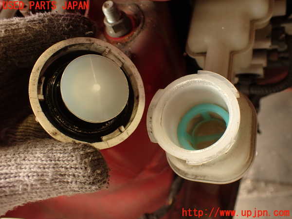 2UPJ-33254050]コルト ラリーアート バージョンR(Z27AG)ブレーキマスターシリンダー 中古_m0003.jpg