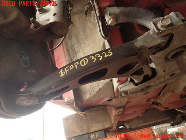 2UPJ-33255176]コルト ラリーアート バージョンR(Z27AG)右フロントロアアーム1 中古_m0001.jpg