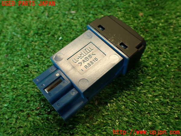 2UPJ-33256306]コルト ラリーアート バージョンR(Z27AG)スイッチ1 (ヘッドライトレベライザー) 中古_m0003.jpg