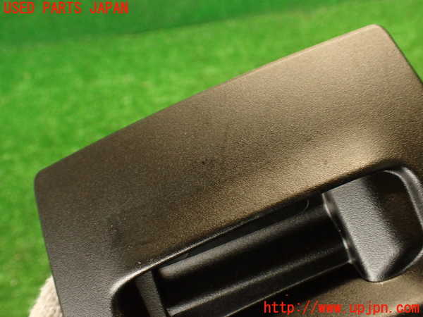 2UPJ-33257821]コルト ラリーアート バージョンR(Z27AG)灰皿1 中古_m0002.jpg