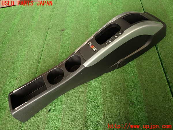 2UPJ-33257540]コルト ラリーアート バージョンR(Z27AG)センターコンソール 中古_m0001.jpg