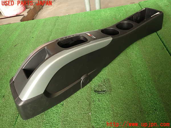 2UPJ-33257540]コルト ラリーアート バージョンR(Z27AG)センターコンソール 中古_m0004.jpg