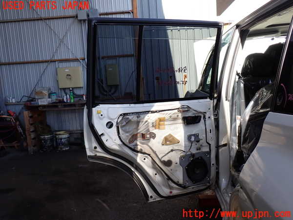 2UPJ-33261320]パジェロ(V75W)左後ドア (43R-00150) 中古_m0005.jpg