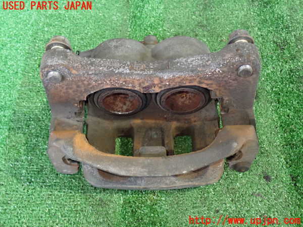 2UPJ-33264080]パジェロ(V75W)右フロントキャリパー 中古_m0003.jpg