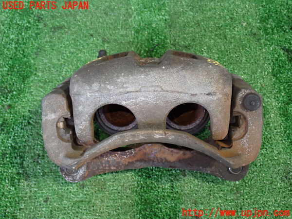 2UPJ-33264085]パジェロ(V75W)左フロントキャリパー 中古_m0001.jpg