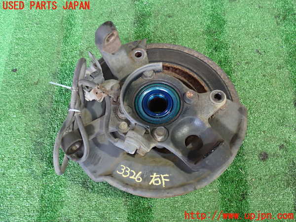 2UPJ-33264290]パジェロ(V75W)右フロントナックルハブ 中古_m0002.jpg