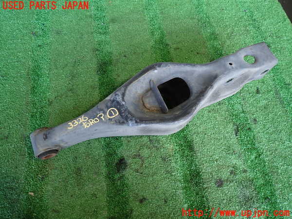 2UPJ-33265200]パジェロ(V75W)右リアロアアーム1 中古_m0001.jpg