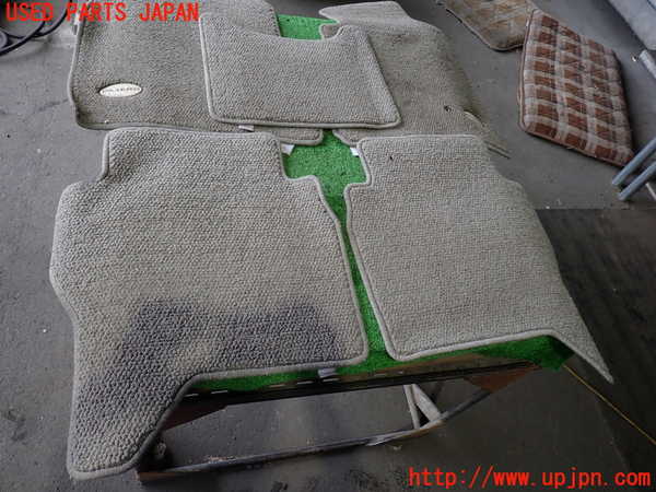 2UPJ-33267800]パジェロ(V75W)フロアマット 中古_m0003.jpg