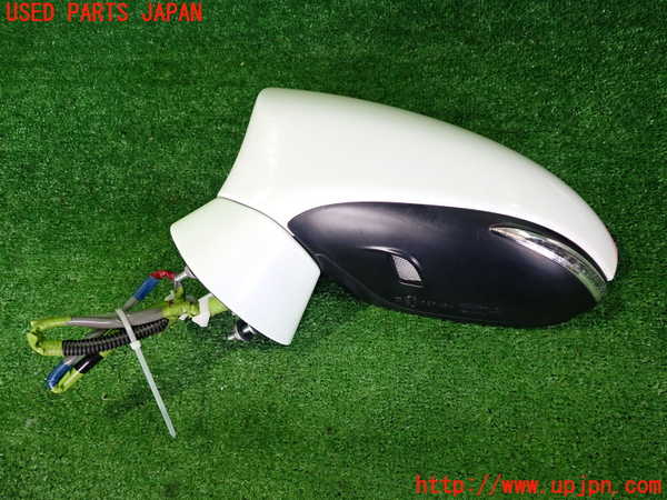 2UPJ-33271212]レクサス・CT200h(ZWA10)左ドアミラー 中古_m0001.jpg