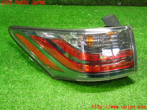 2UPJ-33271536]レクサス・CT200h(ZWA10)左テールランプ 中古_m0001.jpg