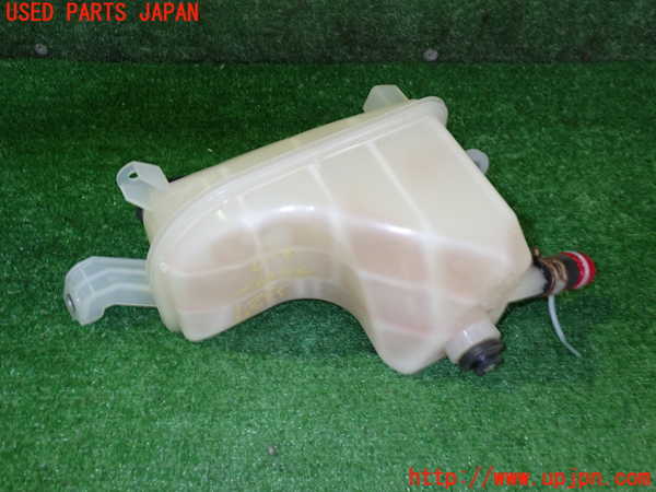 2UPJ-33272410]レクサス・CT200h(ZWA10)ラジエータータンク 中古_m0002.jpg