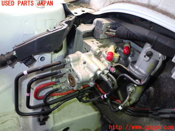 2UPJ-33274040]レクサス・CT200h(ZWA10)ABSアクチュエーター 中古_m0001.jpg