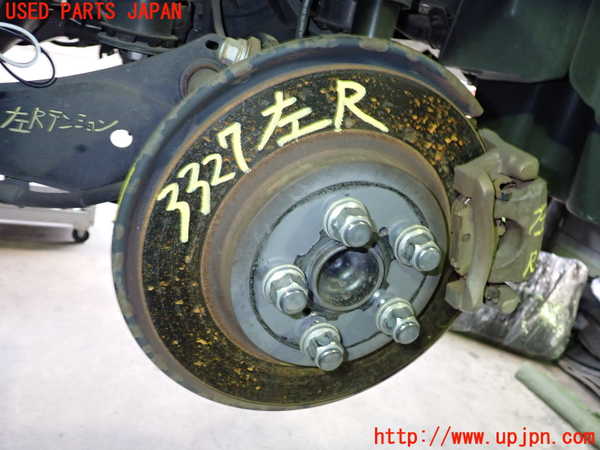 2UPJ-33274305]レクサス・CT200h(ZWA10)左リアナックルハブ 中古_m0001.jpg