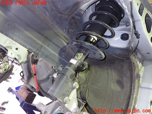 2UPJ-33275025]レクサス・CT200h(ZWA10)左フロントストラット 中古_m0001.jpg