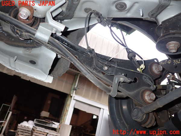 2UPJ-33275325]レクサス・CT200h(ZWA10)右リアテンションロッド 中古_m0002.jpg