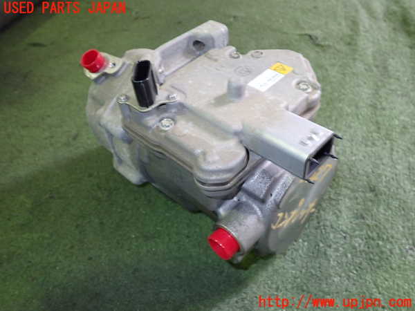 2UPJ-33276025]レクサス・CT200h(ZWA10)エアコンコンプレッサー 中古_m0001.jpg