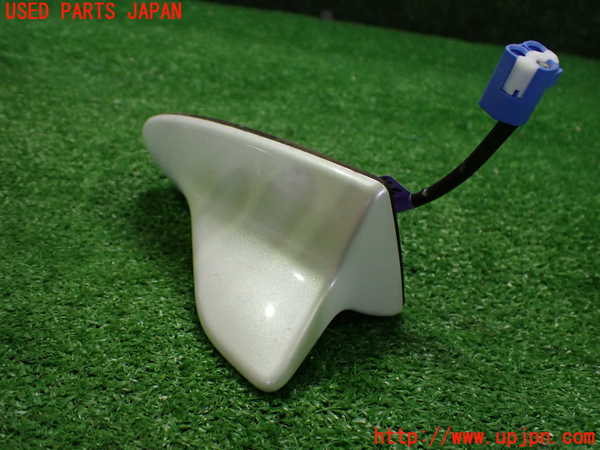 2UPJ-33276550]レクサス・CT200h(ZWA10)アンテナ 中古_m0002.jpg