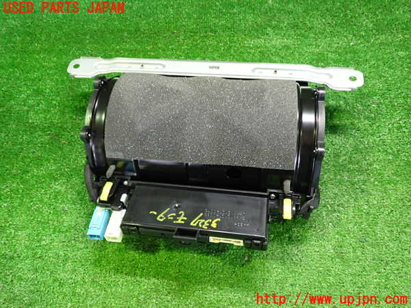 2UPJ-33276629]レクサス・CT200h(ZWA10)モニター 中古_m0002.jpg