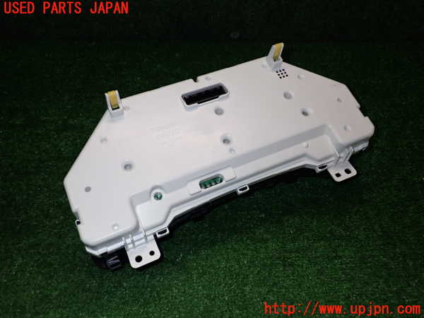 2UPJ-33276170]レクサス・CT200h(ZWA10)スピードメーター 中古_m0002.jpg