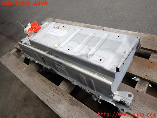 2UPJ-33276911]レクサス・CT200h(ZWA10)ハイブリッドバッテリー1 中古_m0001.jpg