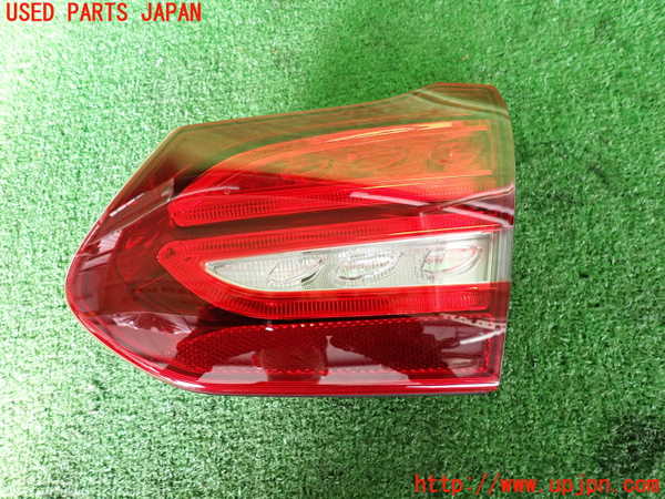 2UPJ-33281550]ベンツ C200 ステーションワゴン(205242)(205)右リアフィニッシャー 中古(A2059066200)_m0001.jpg