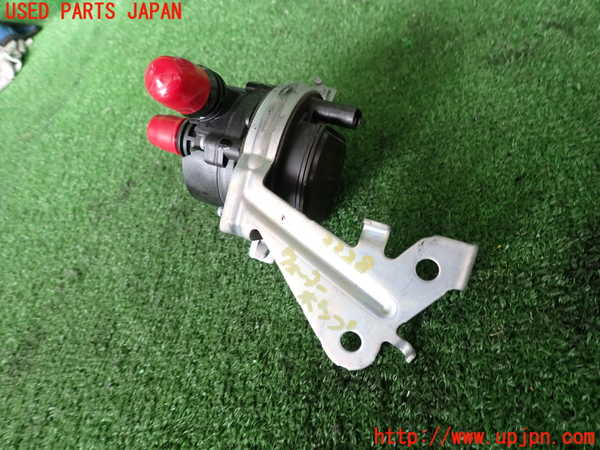 2UPJ-33282110]ベンツ C200 ステーションワゴン(205242)(205)ウォーターポンプ 中古_m0002.jpg