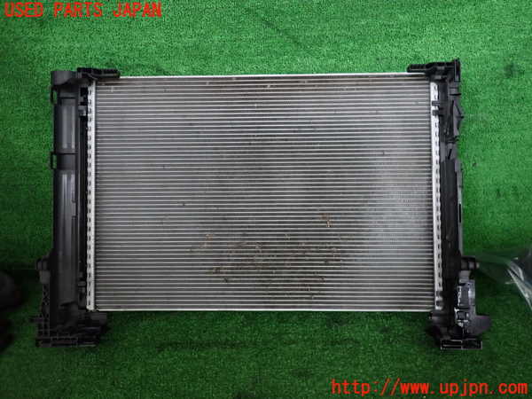2UPJ-33282321]ベンツ C200 ステーションワゴン(205242)(205)ラジエーター1 中古_m0001.jpg