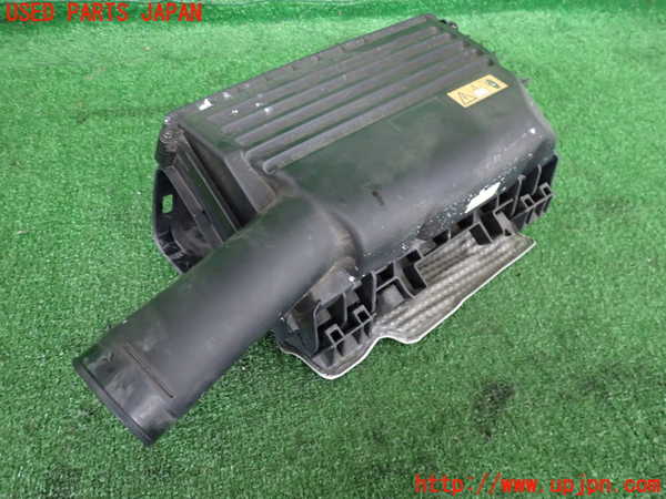 2UPJ-33282560]ベンツ C200 ステーションワゴン(205242)(205)エアクリーナーボックス 中古_m0001.jpg