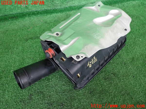 2UPJ-33282560]ベンツ C200 ステーションワゴン(205242)(205)エアクリーナーボックス 中古_m0002.jpg