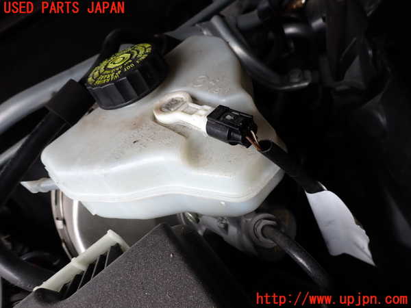 2UPJ-33284050]ベンツ C200 ステーションワゴン(205242)(205)ブレーキマスターシリンダー 中古_m0001.jpg
