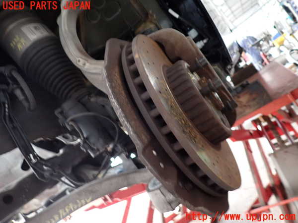 2UPJ-33284295]ベンツ C200 ステーションワゴン(205242)(205)左フロントナックルハブ 中古_m0002.jpg