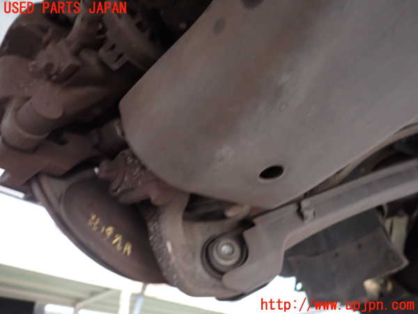 2UPJ-33284305]ベンツ C200 ステーションワゴン(205242)(205)左リアナックルハブ 中古_m0001.jpg