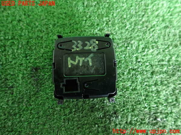 2UPJ-33287850]ベンツ C200 ステーションワゴン(205242)(205)時計 中古_m0002.jpg