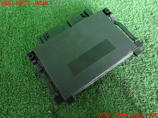 2UPJ-33286115]ベンツ C200 ステーションワゴン(205242)(205)ミッションコンピューター 中古_m0002.jpg